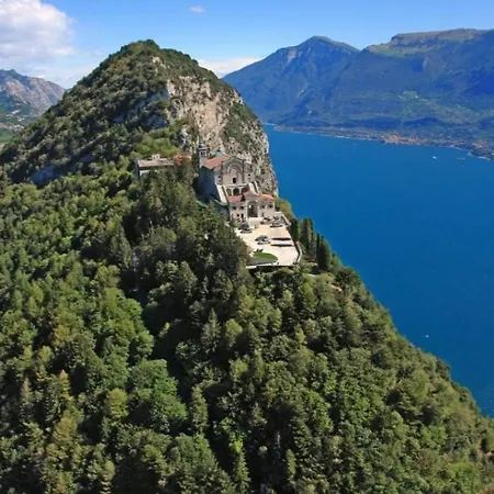Antico Borgo Prabiu Hegos * Tignale